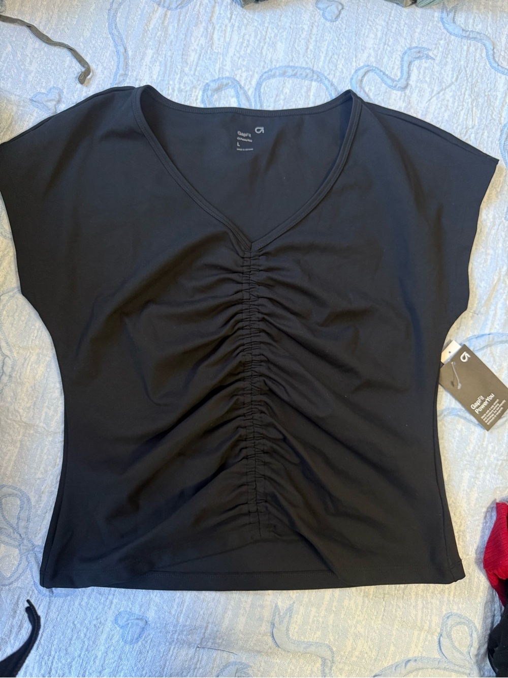 GapFit Studio Fitted Ruched Top